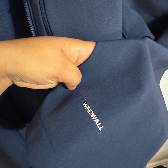 The North Face Men's Navy Jacket - Picture 8 of 9